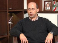 تيار "المستقبل" يفضح نفسه عبر تأكيد نوابه بوجود شبكة إتصالات ثالثة