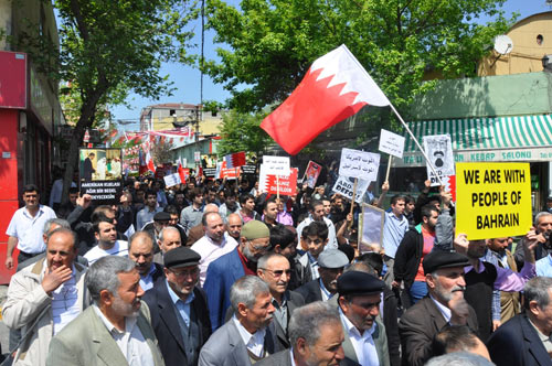 مسيرة حاشدة في اسطنبول نصرة لشعب البحرين