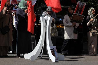 اعتصام في لندن تضامناً مع حرائر السجون في البحرين ـ مصور