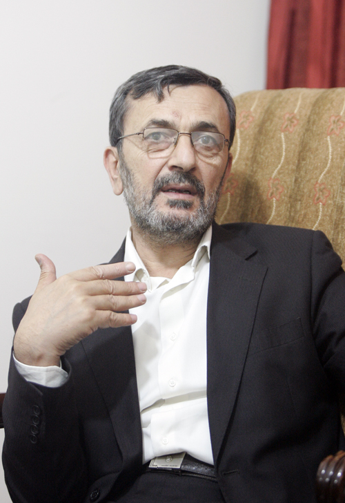 عز الدين للانتقاد: إنعقاد مؤتمر "الثورات العربية ودعم خيار المقاومة" في مصر شكل رسالة واضحة للكيان الصهيوني والادارة الاميركية