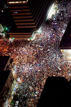 أزمة العدو "الاجتماعية" بلا حلول... فهل تسقط حكومة نتنياهو؟