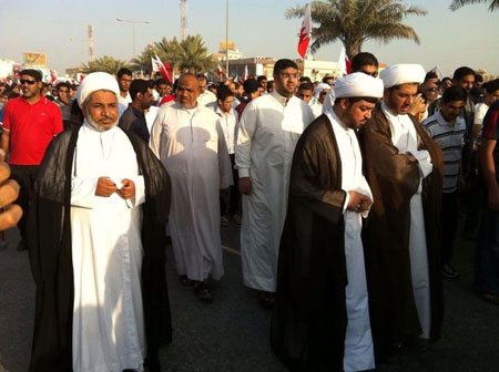 البحرين: مسيرة جماهيرية تحت عنوان "لا تنازل" وإصرار على المطالب الشعبية
