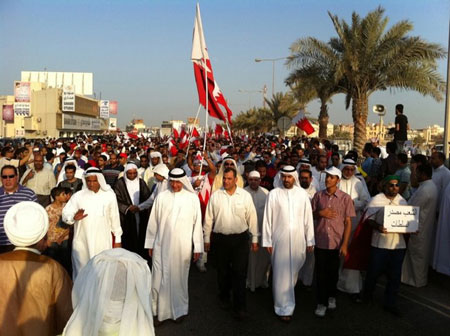 البحرين: مسيرة جماهيرية تحت عنوان "لا تنازل" وإصرار على المطالب الشعبية
