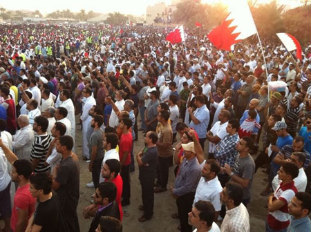 البحرين: فعالية "الديمقراطية مطلبنا" الجماهيرية تؤكد على وحدة المعارضة وترفض وجود "درع الجزيرة"