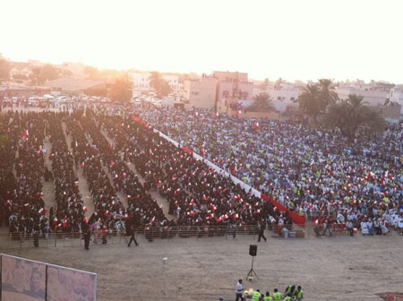 البحرين: فعالية "الديمقراطية مطلبنا" الجماهيرية تؤكد على وحدة المعارضة وترفض وجود "درع الجزيرة"