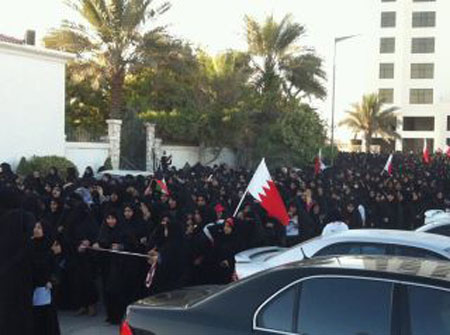 البحرين: تشييع حاشد للشهيد الفتى أحمد القطان
