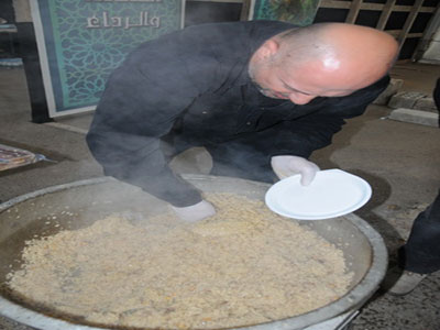  ويطعمون الطعام على حبه .. موائد أبو الفضل العباس ..
