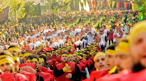 السيد صفي الدين خلال مسيرة العاشر في صور : هذا العام هو عام الهزائم الاميركية