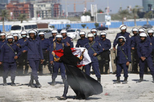 بان كي مون الدكتاتور يشارك النظام البحريني بقمع المعارضة