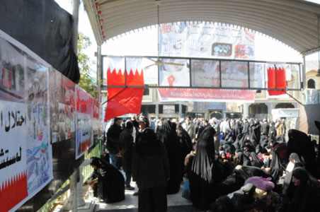 كربلاء تستضيف معرضا مصوراً عن جرائم العائلة الحاكمة في البحرين