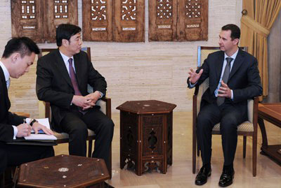 الرئيس الأسد التقى نائب وزير الخارجية الصيني : ما تتعرض له سورية يهدف إلى تقسيمها وضرب موقعها الجيوسياسي في المنطقة