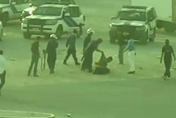 قوات الامن البحرينية تقمع الاحتجاجات السلمية وتعتقل عشرات المواطنين 

