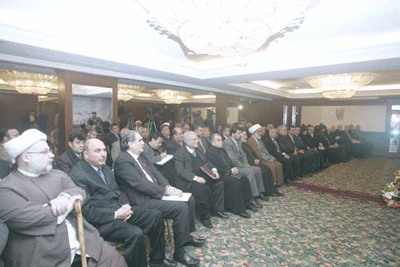 أبادي يفتتح مؤتمر "الدستور الإيراني بين العصرنة والتأصيل الديني"