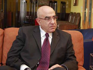 حمدان: ما جرى في الجامعة العربية بالأمس مخز ومشين ويدين من أخذ هكذا قرارات ليست بجديدة