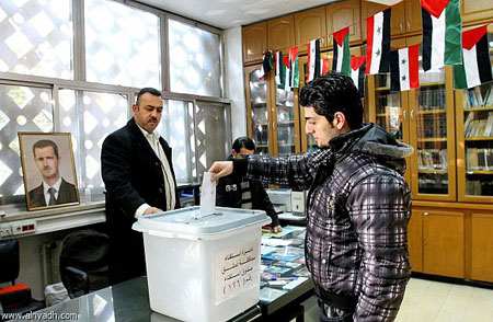 سوريا بعد استفتاء الدستور والتراجعات الاميركية: أرقام ووقائع جديدة لحساب الرئيس الاسد