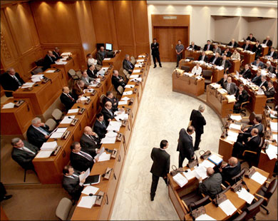 بانوراما اليوم: تساؤلات أمنية حول باخرة الأسلحة... وملف الإنفاق المالي الى الواجهة وسط انطلاق سباق لجان التحقيق