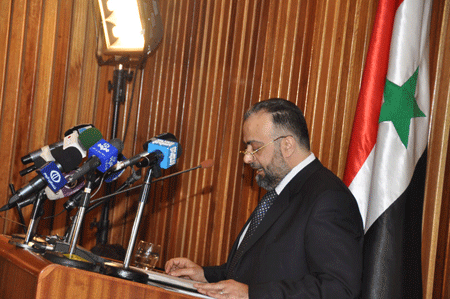 مؤتمر "علماء بلاد الشام لنصرة القدس" يدين الأعمال الإرهابية في سوريا ويؤكد على دورها التاريخي في نصرة فلسطين