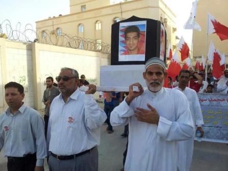 البحرين: قوات الأمن تقمع مسيرة تشييع رمزية نظمها "ائتلاف 14 فبراير"

