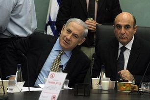 المقتطف العبري ليوم الأربعاء: إئتلاف ذو رائحة كريهة.. يؤجل الانتخابات ويرجح ضرب إيران مع مناورات عسكرية اميركية ـ اردنية