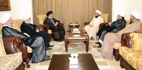  السيد نصر الله إستقبل نجل آية الله النجفي