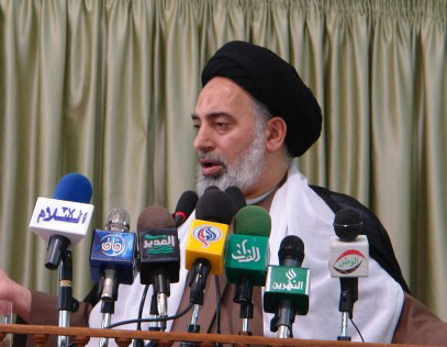 خطيب الجمعة في النجف: ازدواجية دولية حيال سوريا والبحرين