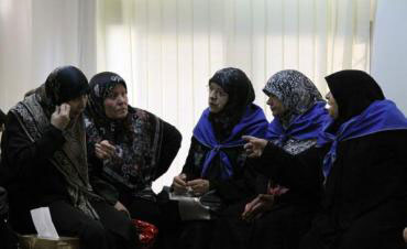 بانوراما اليوم: مجموعة سورية تتبنى خطف اللبنانيين... وأنان يشدد على ضبط الحدود
