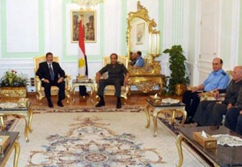 محمد مرسي ... من مرشحٍ للإخوان إلى رئيسٍ لكل المصريين