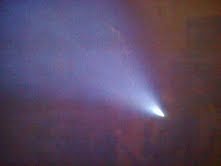 "الجزيرة " حولت النيازك الى قنابل يلقيها الجيش السوري على عدد من المناطق!!