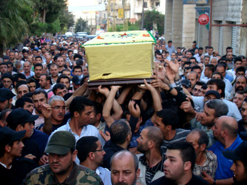 حزب الله شيّع شهيدين في الهرمل والعين سقطا أثناء تأدية واجبهما الجهادي