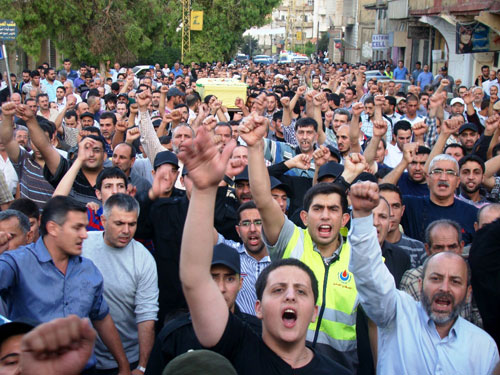 حزب الله شيّع شهيدين في الهرمل والعين سقطا أثناء تأدية واجبهما الجهادي