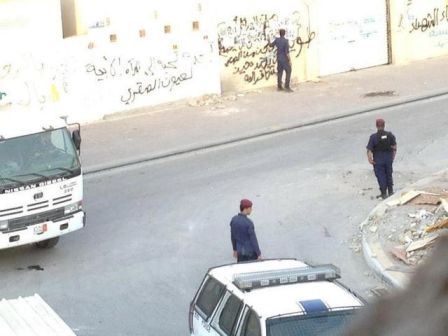 البحرين: قوات الأمن تحاصر 40 منطقة لمنع خروج عشر مسيرات للمعارضة