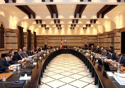 بانوراما اليوم: المقاومة الإسلامية تحبط خرقاً تجسسياً جديداً... وإقرار "الإنفاق المالي" و"مياومي كهرباء لبنان" في الجلسة التشريعية