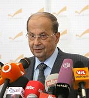  العماد عون يرفض طلب "الداتا" كاملة لأنه "يتيح الدخول إلى هاتف كل مواطن"
