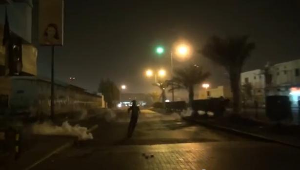 البحرين: منع تجمع "الحرية" في المقشع و"الوفاق" تحذر من جر السلطات الساحة إلى العنف هرباً من الاستحقاقات

