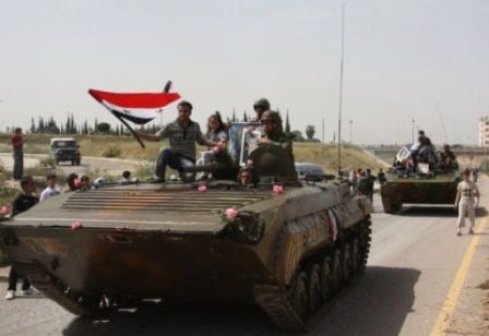 الجيش السوري يسيطر على خان شيخون بإدلب ويدمر عربات تحمل مضادات للطائرات في دمشق وحمص
