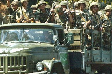 الجيش السوري يواصل ملاحقة فلول الإرهابيين في ريف دمشق وينفذ عمليات نوعية في حلب