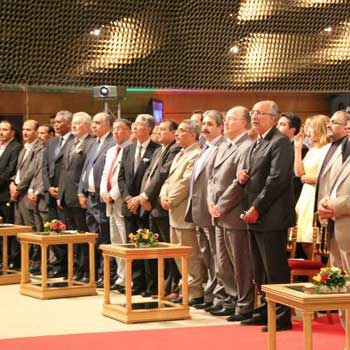 اشتعلت في تونس بين الرئيس المرزوقي وحركة النهضة