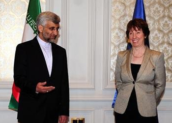 لقاء جليلي آشتون كان مثمراً ومصادر مجلس الأمن القومي الإيراني تعتبر أن "اللقاء هيأ الارضية للمباحثات المقبلة"

