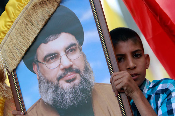 مسيرة حاشدة إستنكارا للاساءة للنبي محمد (ص) في مدينة صور