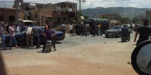 مصادر عكارية لـ"الانتقاد": مسلحون من "الجيش الحر" و"المستقبل" يقيمون حواجز على الهوية ويعتقلون من يعارضهم