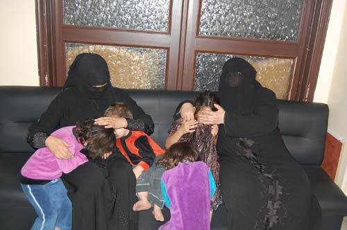 عائلة سورية نازحة من حلب الى صيدا تروي لـ"الانتقاد" معاناتها مع العصابات المسلحة