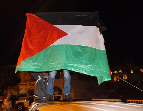 فلسطين عضواً مراقباً في الأمم المتحدة وسط ترحيب دولي وعربي وتنديد اميركي واسرائيلي