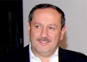 كيف ذهب برهان غليون وميشال كيلو ضحية فيلم فراس طلاس؟