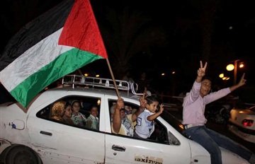  غزّة تحتفل بالنصر
