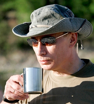 الكرملين ينفي شائعات تتناول صحة بوتين الذي يعاني من "تفاقم إصابة قديمة"