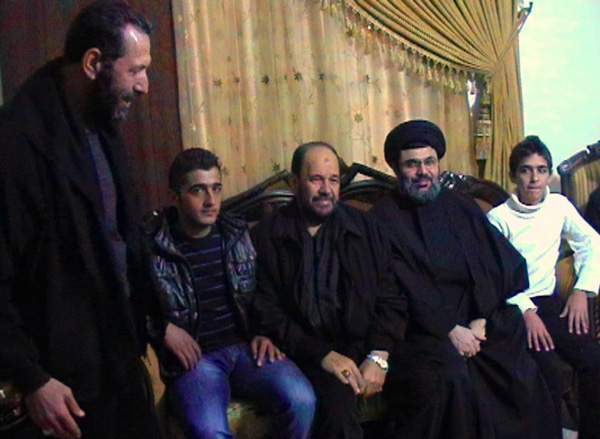 السيد صفي الدين زار عائلة الشهيد علي ناصيف في بوداي معزياً 