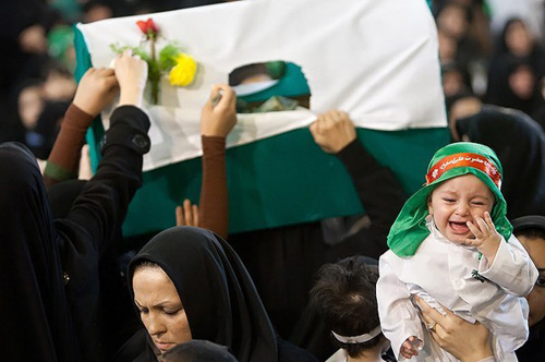 الجمهورية الإسلامية تحيي مراسم الطفل الرضيع 