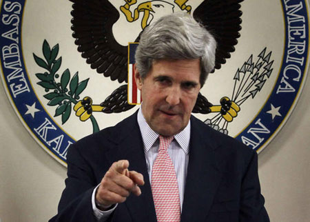 جون كيري المرشح الأوفر حظا لخلافة كلينتون
