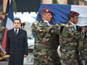 الأزمة: أوروبا تتجه بسرعة نحو الحرب الأهلية