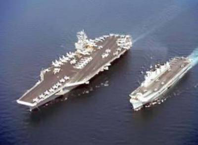 سفينتان حربيتان ايرانيتان في ميناء بورتسودان 